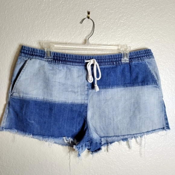 Aerie Shorts Patchwork Denim Drawstring Pull On Stretch Waist Raw Hem sz Xl - Picture 1 of 7